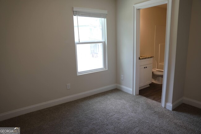 Building Photo - 225 Barnett Ln Ln