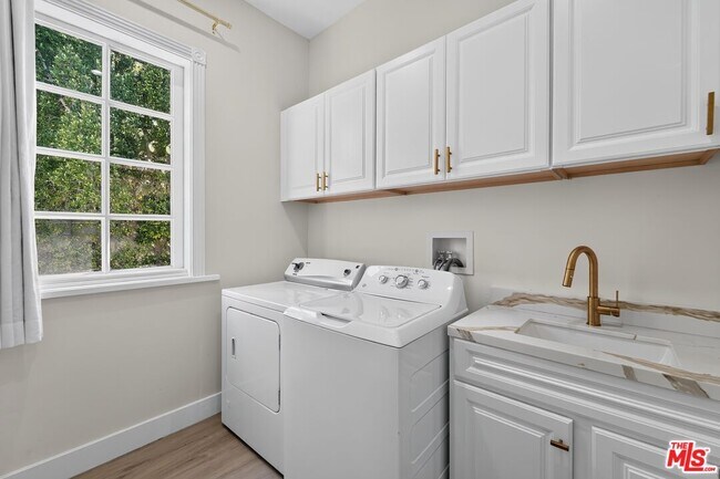 Building Photo - 4434 Grimes Pl