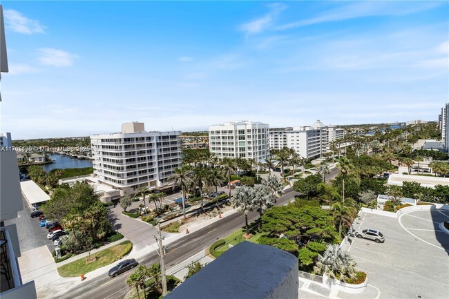 Building Photo - 3215 S Ocean Blvd