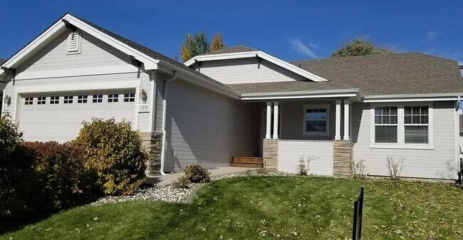 Primary Photo - 1509 Chickadee St