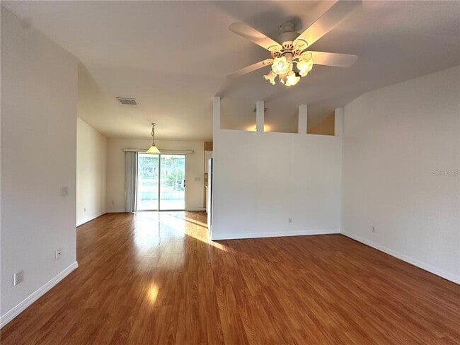 Building Photo - 10312 SW 61st Terrace Rd