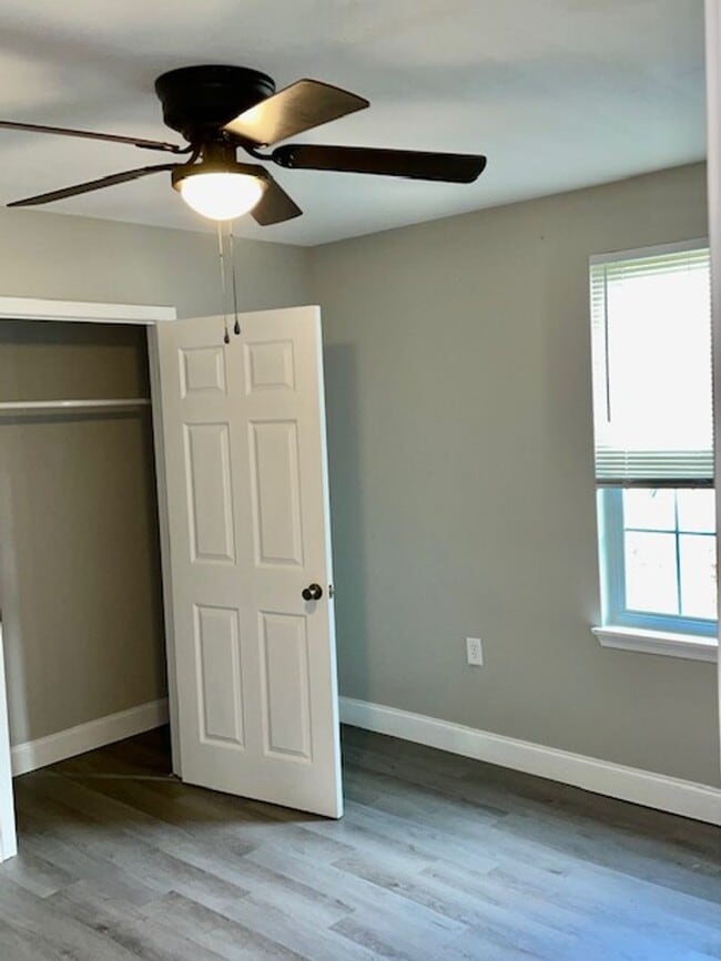 Building Photo - Gulfport 2 Bedroom