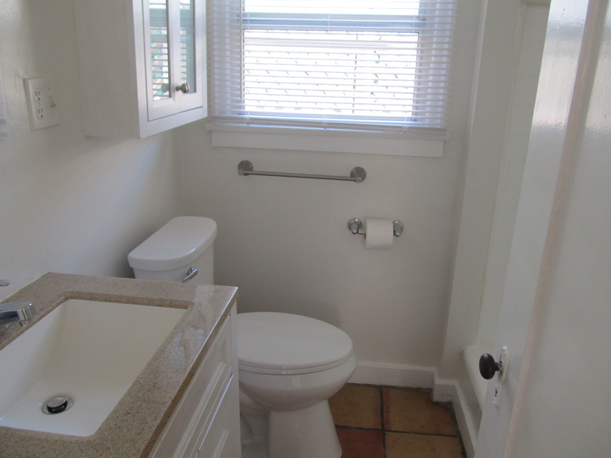 Building Photo - 11217 La Maida St