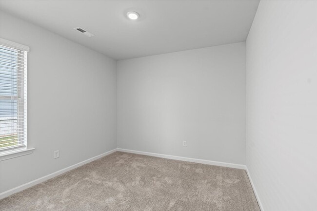 Building Photo - New 4BR Home in Whispering Woods – Spaciou...