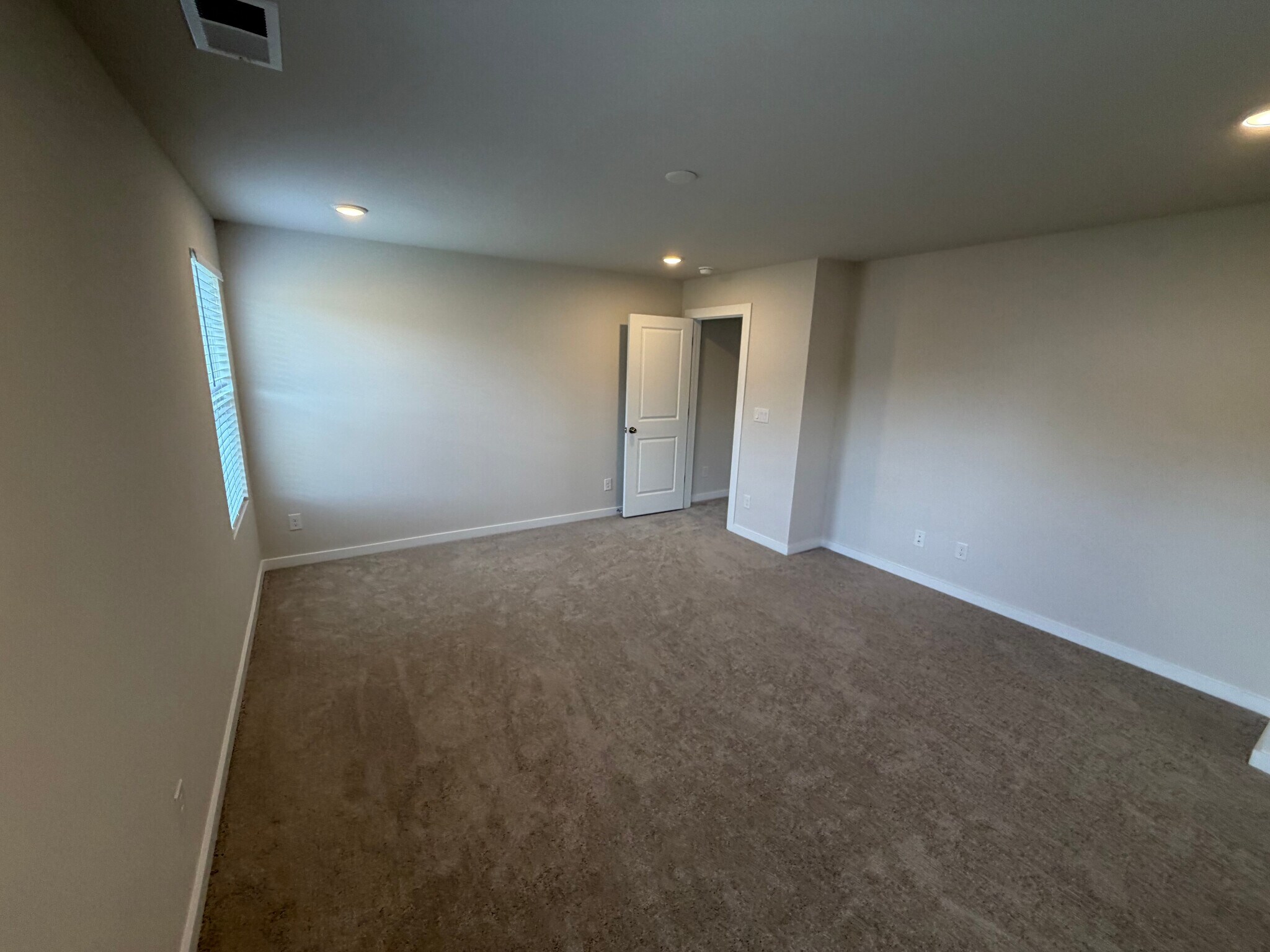 Building Photo - Room in Single Family Home on Switchgrass Ct