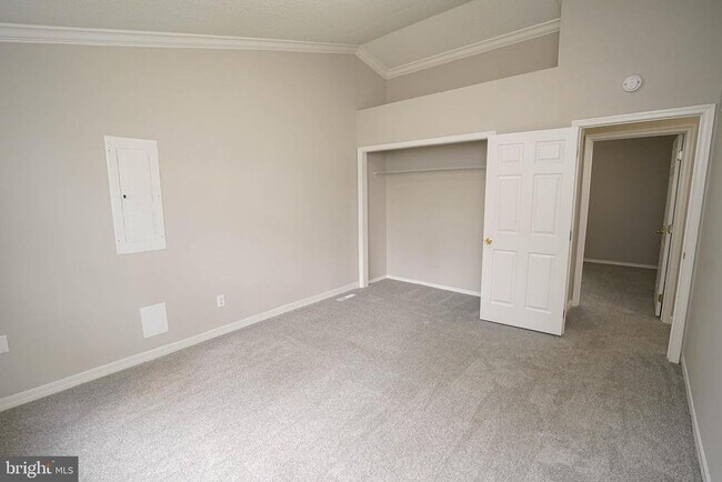 Building Photo - 28975 Aleine Ave