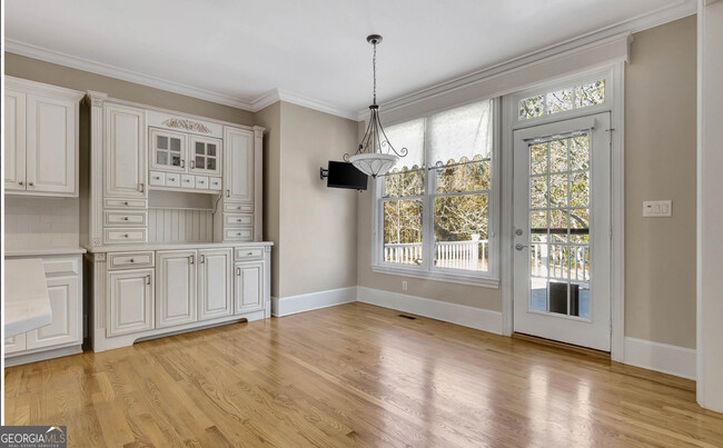 Building Photo - 795 Birkdale Dr