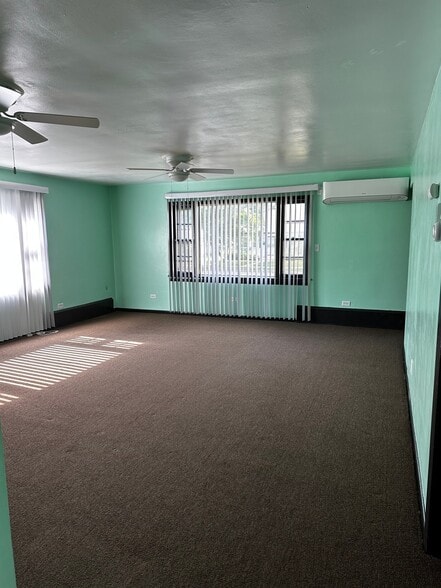 Building Photo - 4702 N 44th St