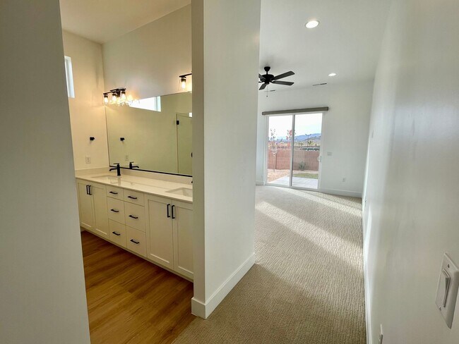 Building Photo - 2818 Church Oak Dr