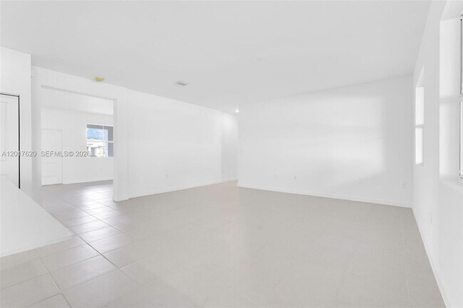 Building Photo - 27232 SW 159th Path