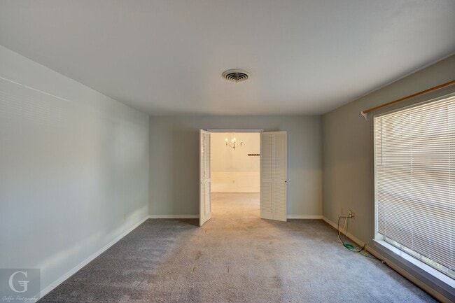 Building Photo - Rental Property