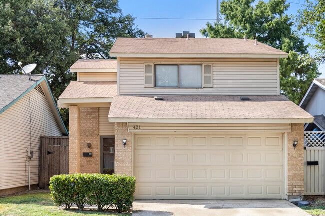 Building Photo - 421 San Mateo Dr