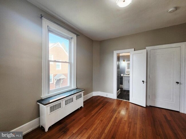 Building Photo - 515 Fourth St