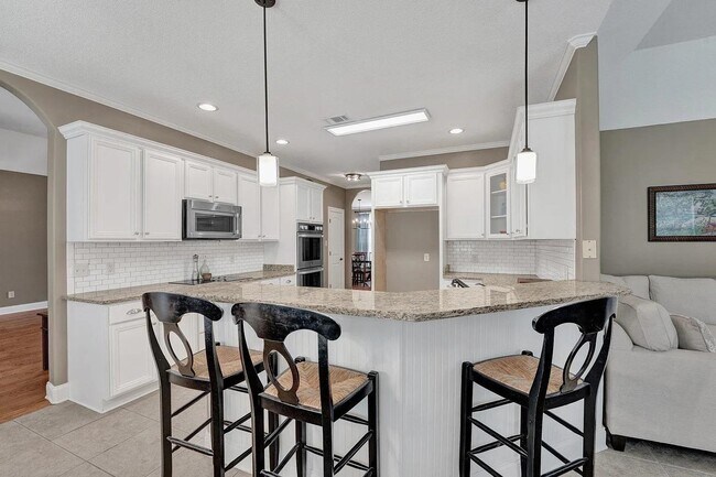 Building Photo - 5967 Carters Bluff Dr