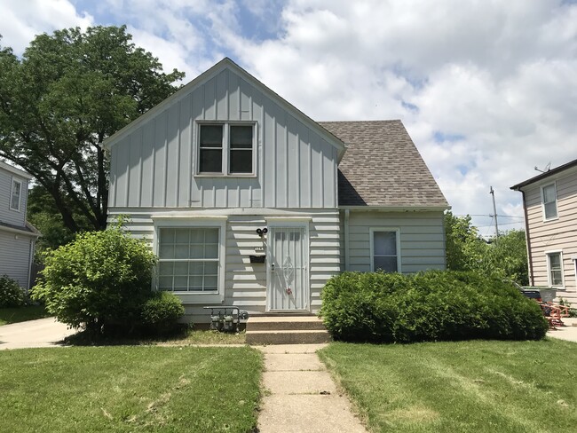 Building Photo - 5243 N 49th St