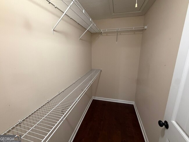 Building Photo - 185 Buckhaven Way