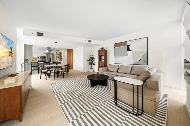 Building Photo - 600 76th St