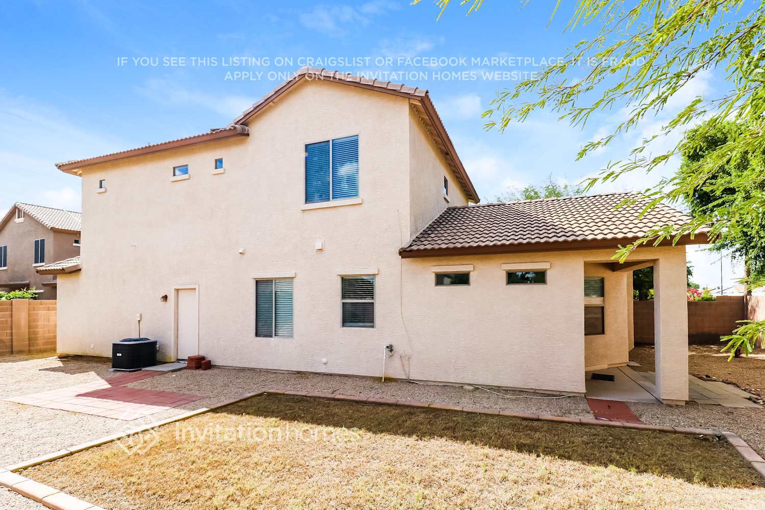 Building Photo - 8932 W Grovers Ave