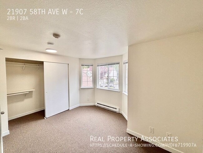 Building Photo - 21907 58th Ave W