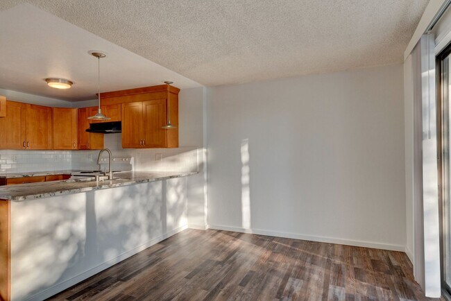 Building Photo - L730 Harrier