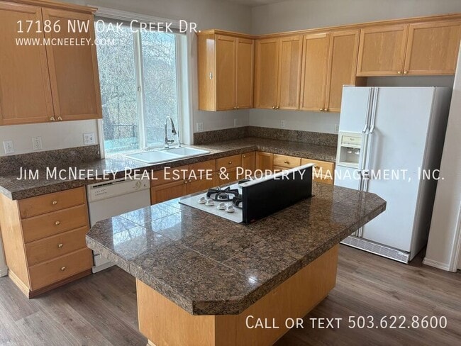 Building Photo - 17186 NW Oak Creek Dr