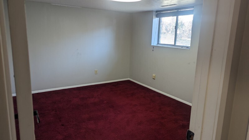 Building Photo - 117 N 1185 E