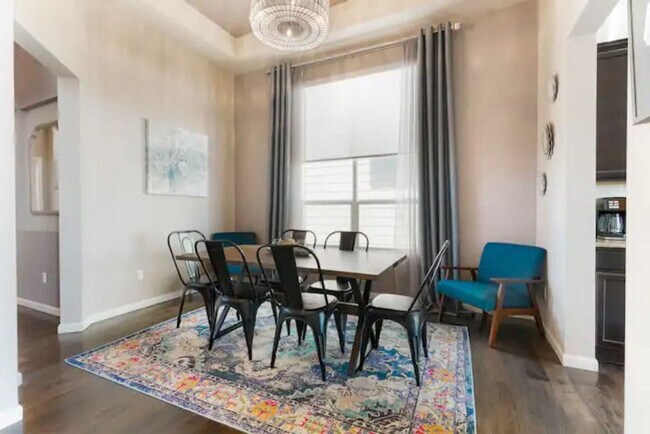 Building Photo - 9412 Joyce Way