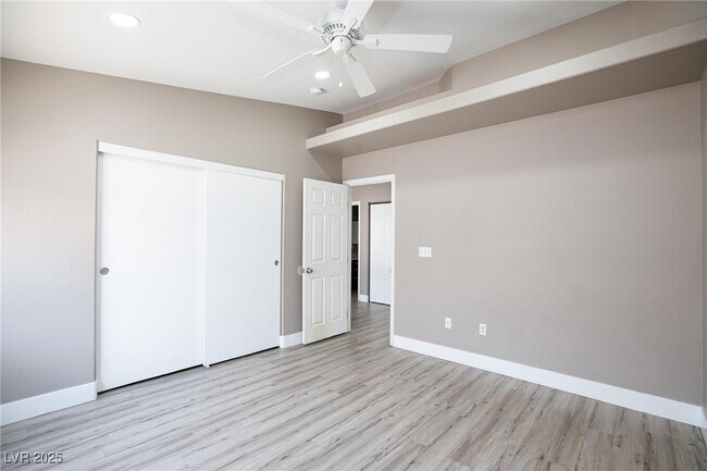 Building Photo - 6813 Baby Jade Ct