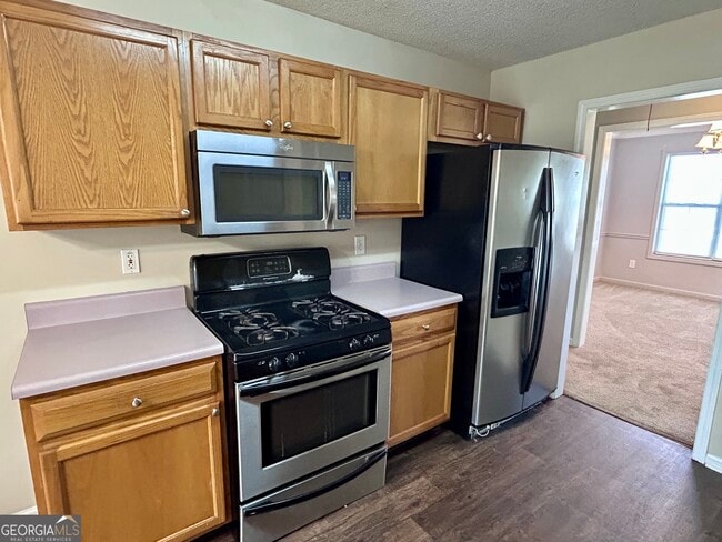 Building Photo - 22 Meadow Chase Way