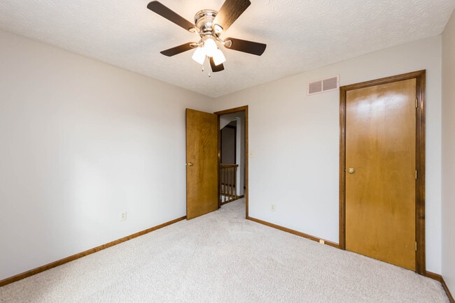 Building Photo - 6085 Tara Hill Dr