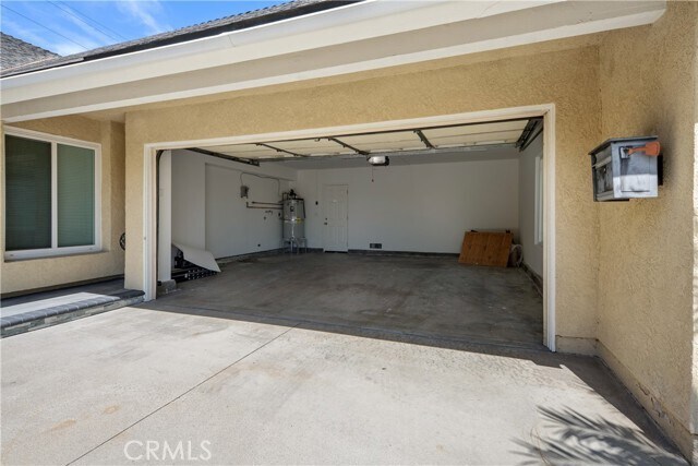 Building Photo - 17825 Holmes Ave