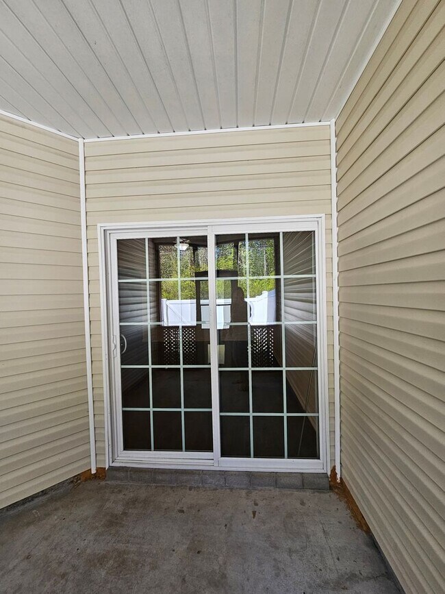 Building Photo - Gorgeous 3Bed. Townhome In Carolina Forest!