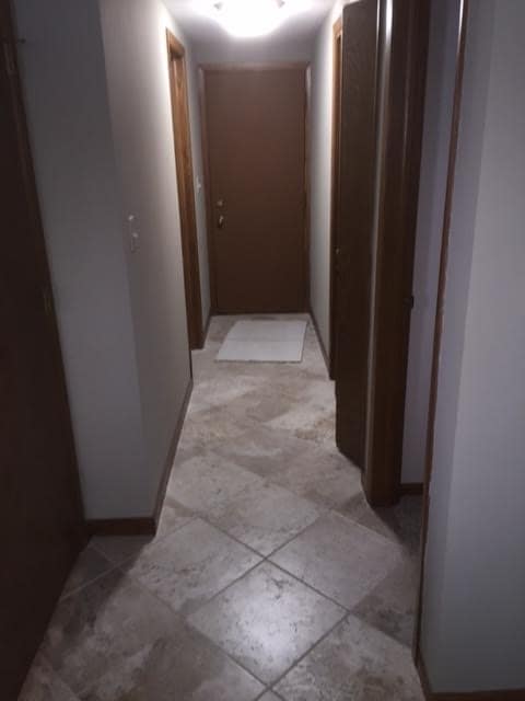 Building Photo - 4 Bedroom 3 Bath home available in Rockford