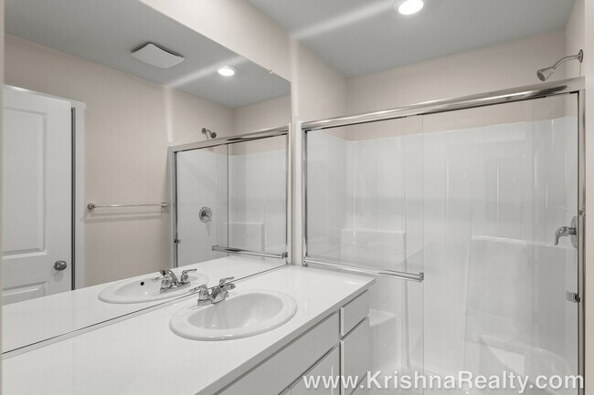 Building Photo - Modern 1-Year-Old NEW CONSTRUCTION 3 BR, 2.5 BA DR Horton Townhome with Community Playground