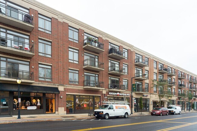 Primary Photo - 170 N Northwest Hwy