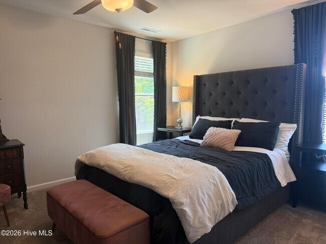 Building Photo - 765 Conductor Ct