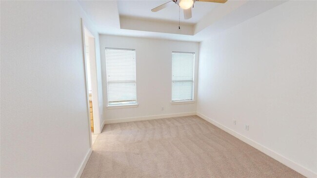 Building Photo - 3718 Dorothy Ave