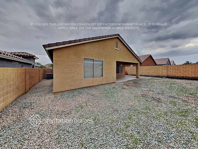 Building Photo - 928 W Desert Canyon Dr