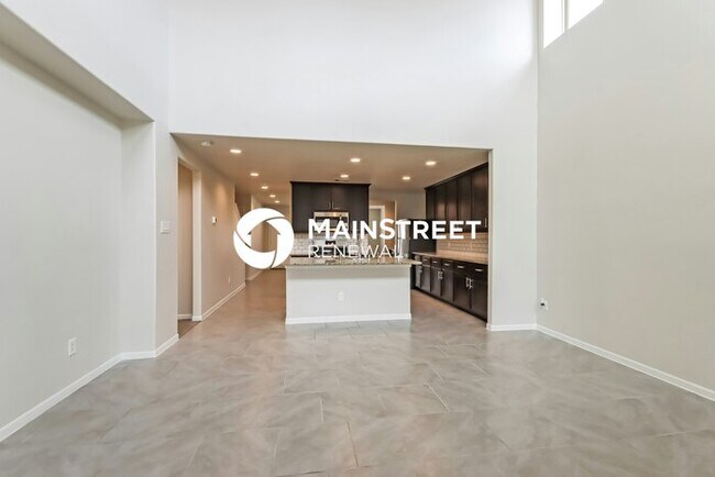 Building Photo - 4 Bedroom Pet-Friendly Home in ROSHARON, TX with Main Street Renewal
