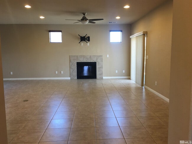 Building Photo - 522 San Carlos Dr