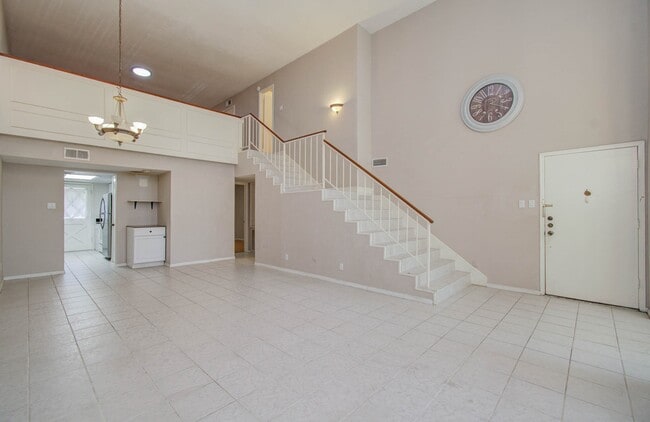 Building Photo - 12633 Memorial Dr