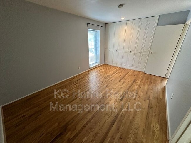 Building Photo - 5197 W 75th St