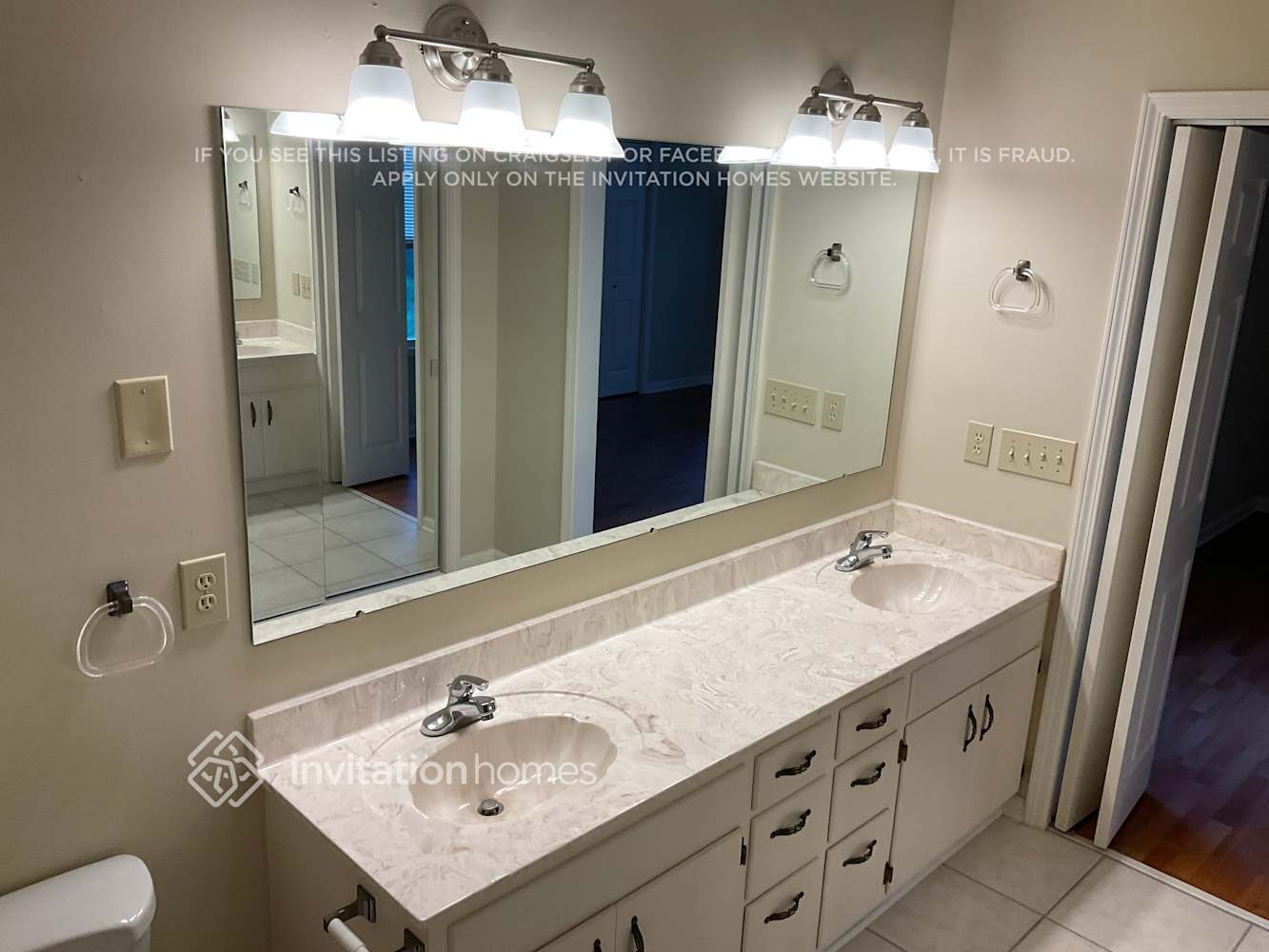 Building Photo - 225 Bonaventure Dr