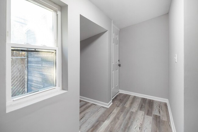 Building Photo - Renovated 4-Bedroom Home with Modern Finishes