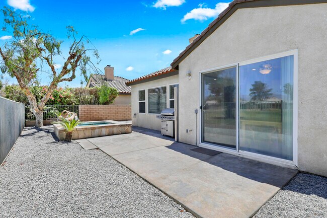 Building Photo - 82630 Redford Way