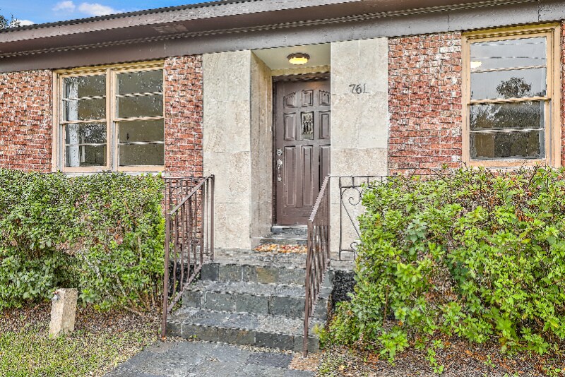 Building Photo - 761 Jordan St