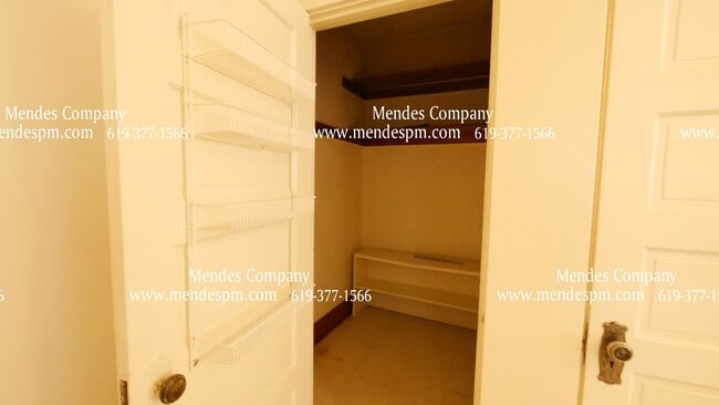 Building Photo - 1556 Second Avenue-7