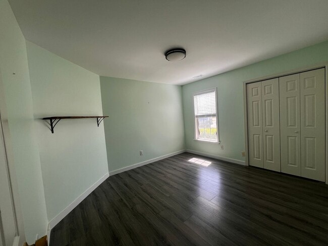 Building Photo - 106 Dunwoody Dr