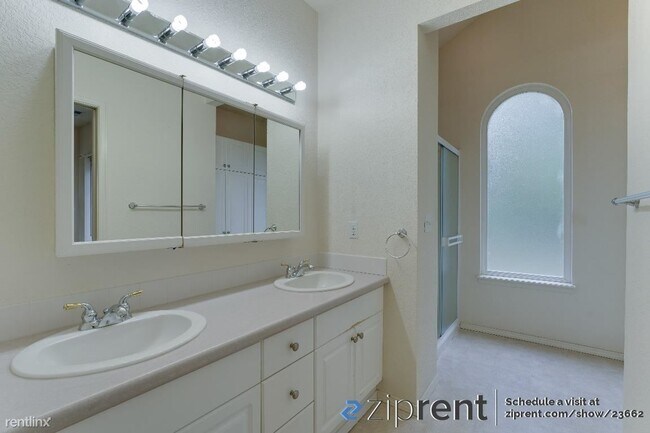 Building Photo - 2 br, 2 bath Townhome - 2803 Wilton Ln E, ...