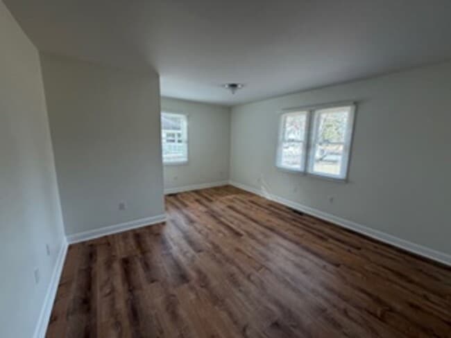 Building Photo - 3 bedroom long term Rental in Manteo